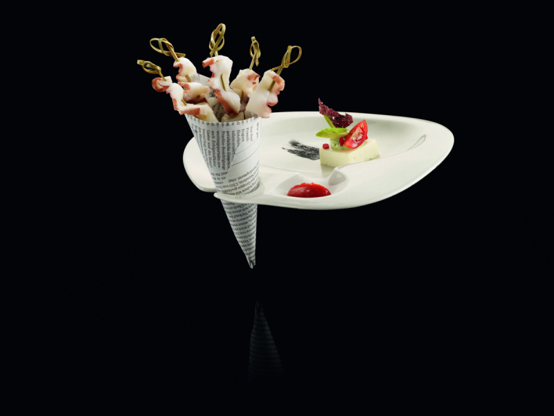 Assiette cocktail ovale ivoire porcelaine vitrifiée 22,7x18,6 cm Nabur Rak