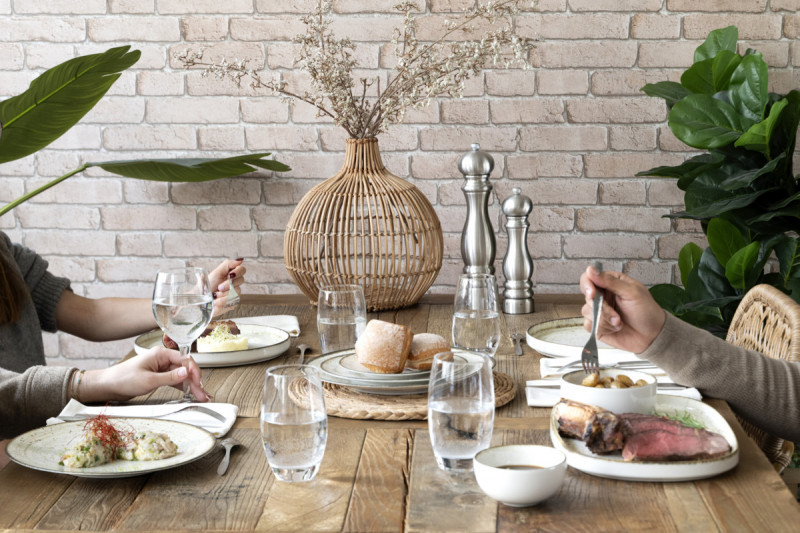Assiette plate bord droit rond beige porcelaine Ø 20 cm Lunéa Pro.mundi